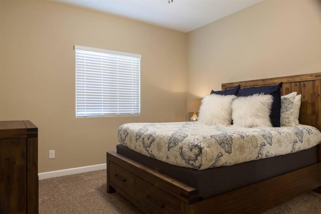 Gated Townhouse With Heated Pool, Hot Tub, Near Us60 Βίλα Mesa Εξωτερικό φωτογραφία